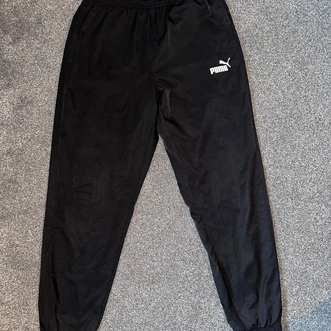 Svarta träningsbyxor från Puma
