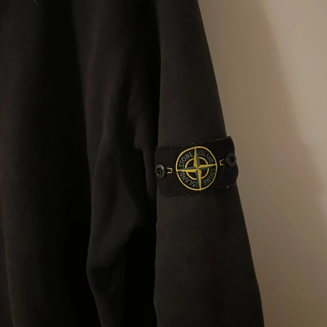 Svart tröja från Stone Island - 91