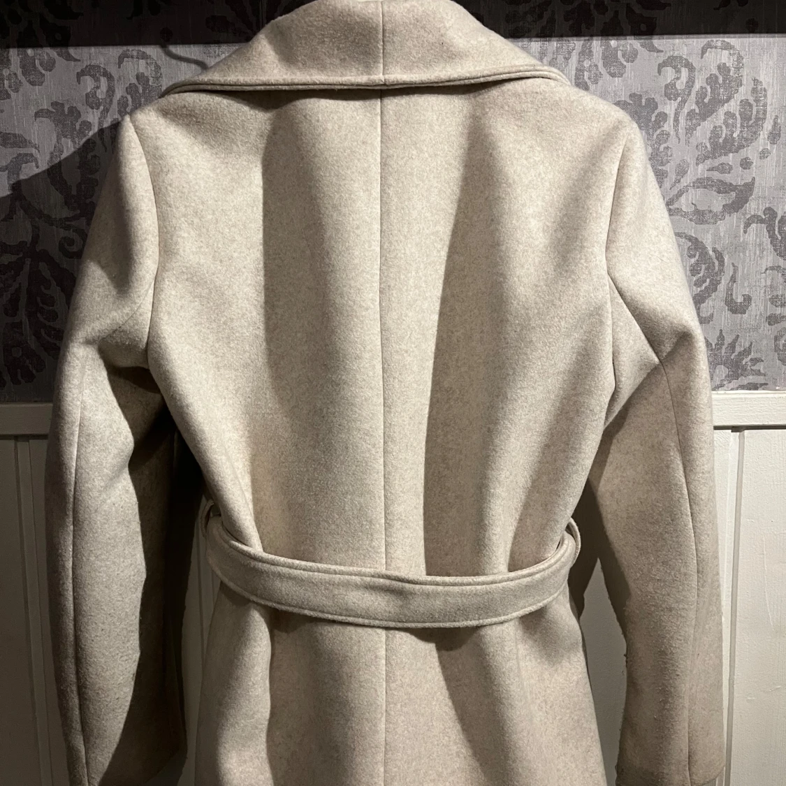 Beige kappa från ONLY - 91