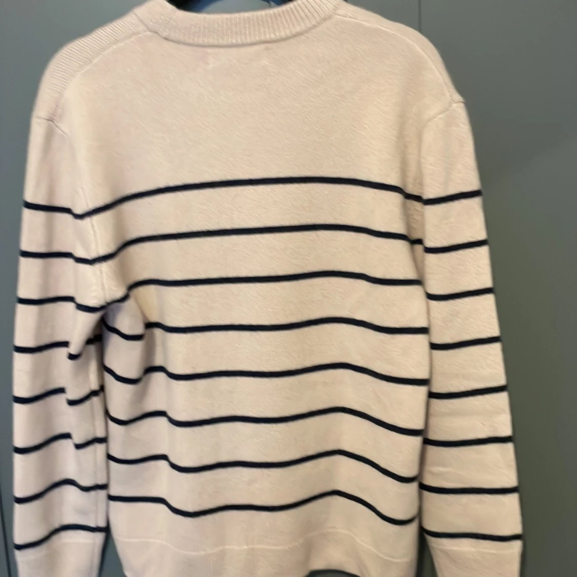 Beige randig kashmir tröja från Zara - 92