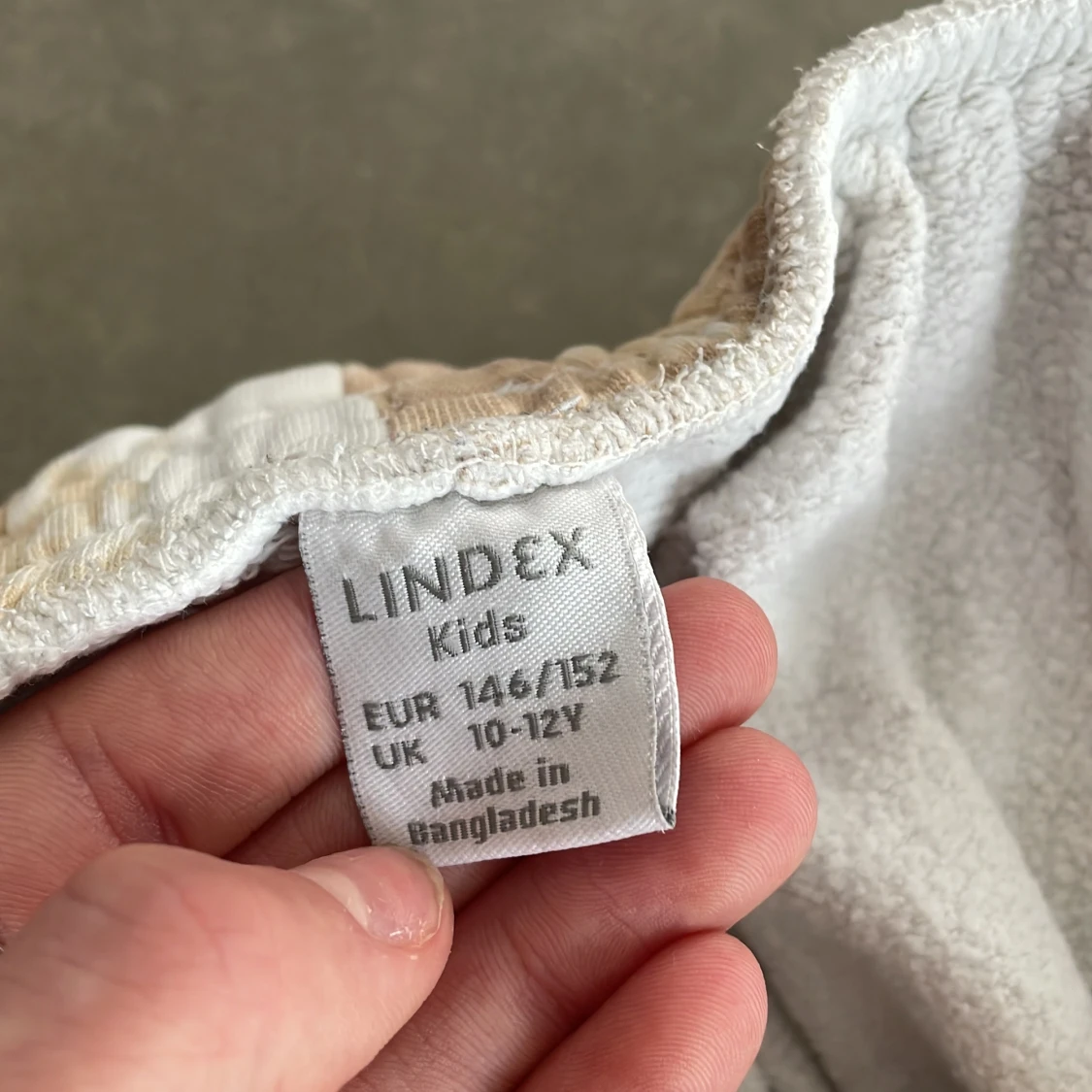 Mönstrade mjukisbyxor från Lindex - 90