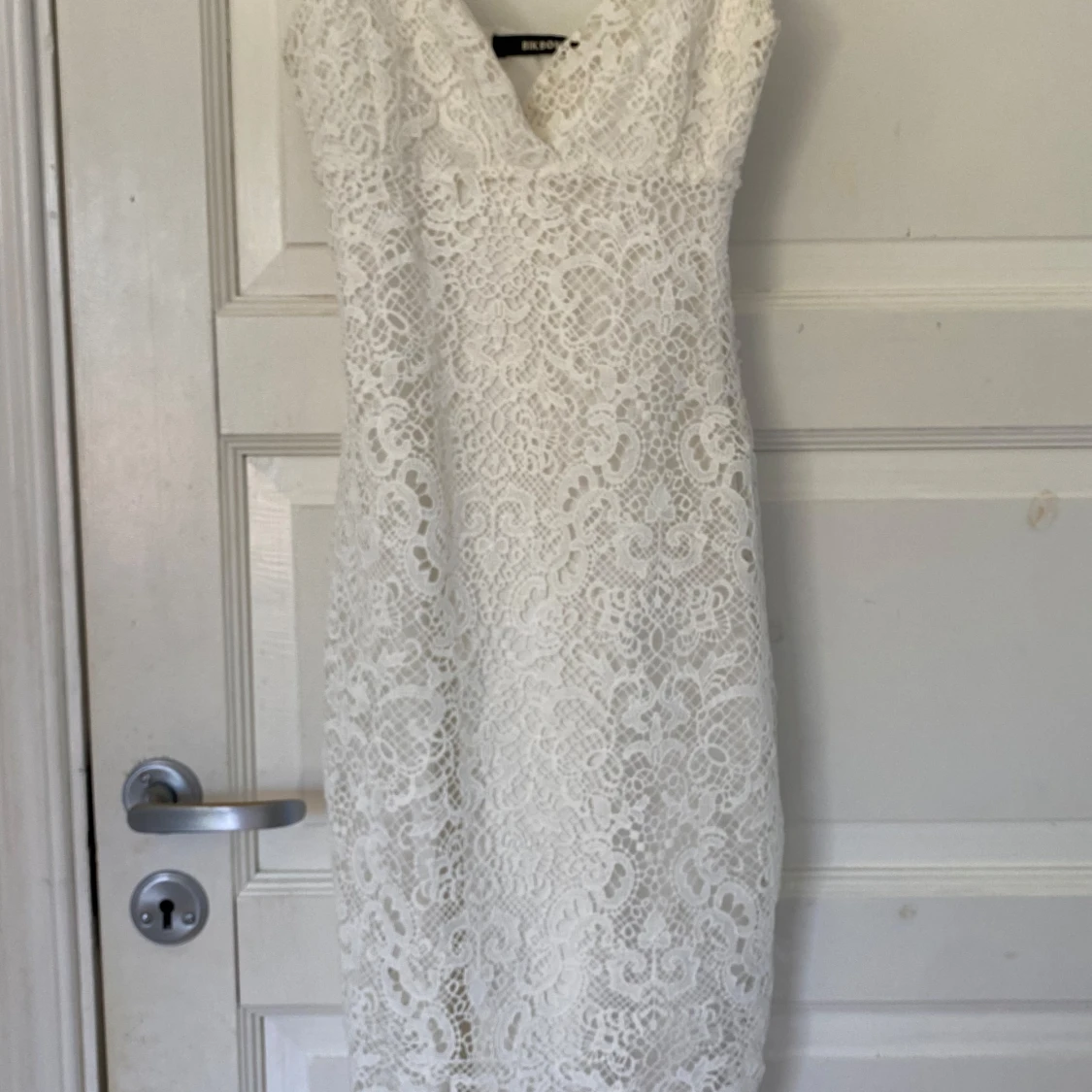 Vit spetsklänning från Bik Bok - 93