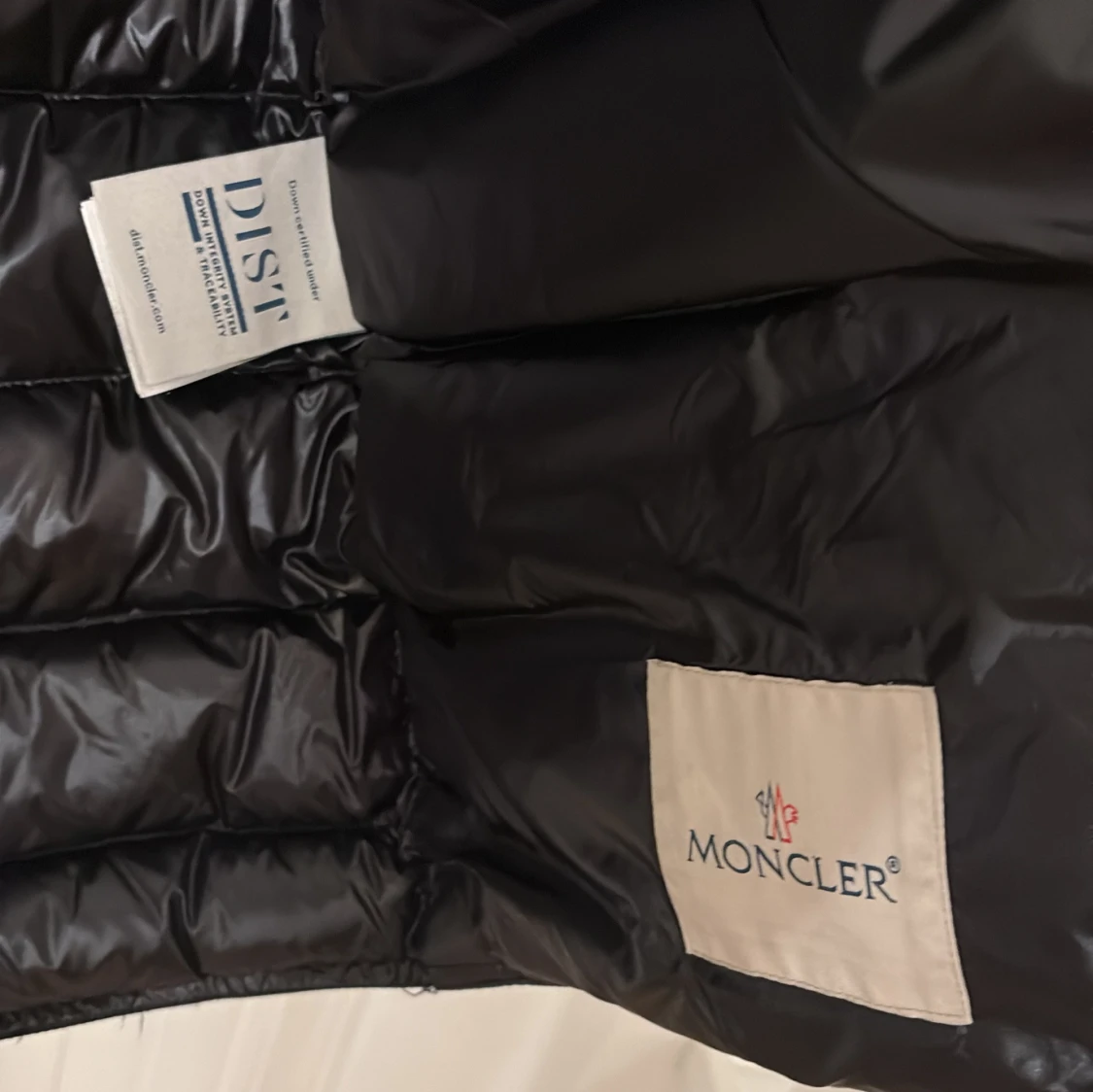 Moncler Gui Väst - 90