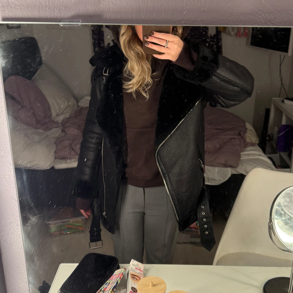 Skinnjacka med päls - 91