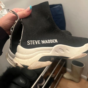 Steve Madden skor - Lite smutsiga nu men knappt använda! Storlek 37