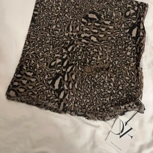 Diane von Furstenberg scarf - Oanvänd