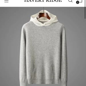 Cashmere hoodie  - Helt ny inplastad cashmere hoodie från havery ridge  Bra kvalité chashmere till lågt pris  