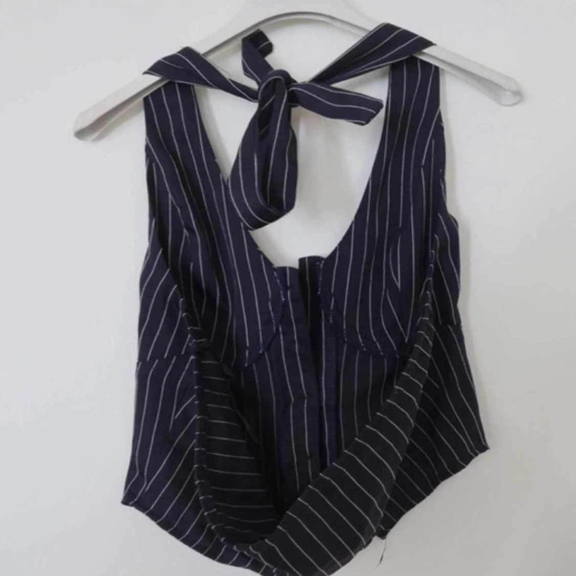 Svart randig topp - 93