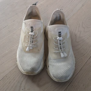 Steve madden  - Smutsiga men utöver det fint skick