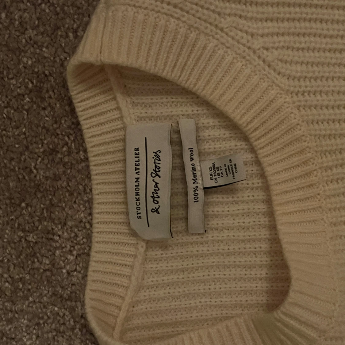 Stickad tröja - 93
