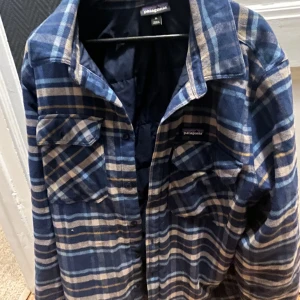 patagonia jacka  - Bra skick. Använd fåtalet gånger