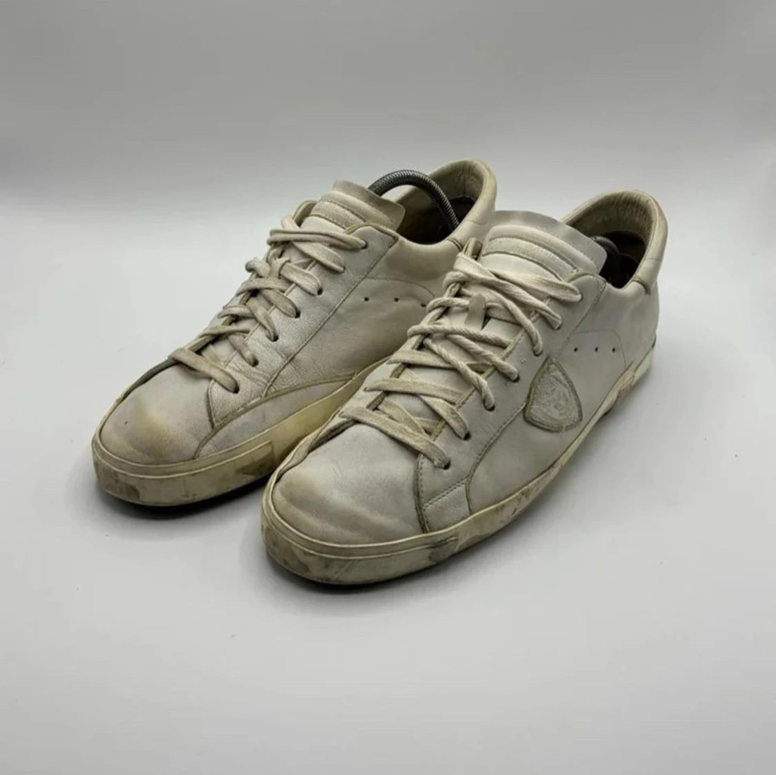 PHILIPPE MODEL  - 90