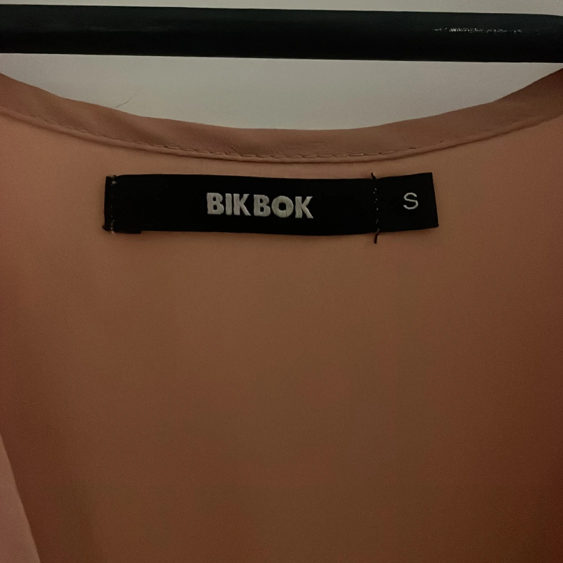 Rosa blus från BikBok - 2