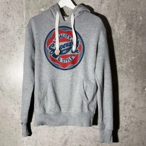 Superdry Hoodie - Superdry Hoodie | Skick 10/10 | Strl M | Priset går att diskuteras!