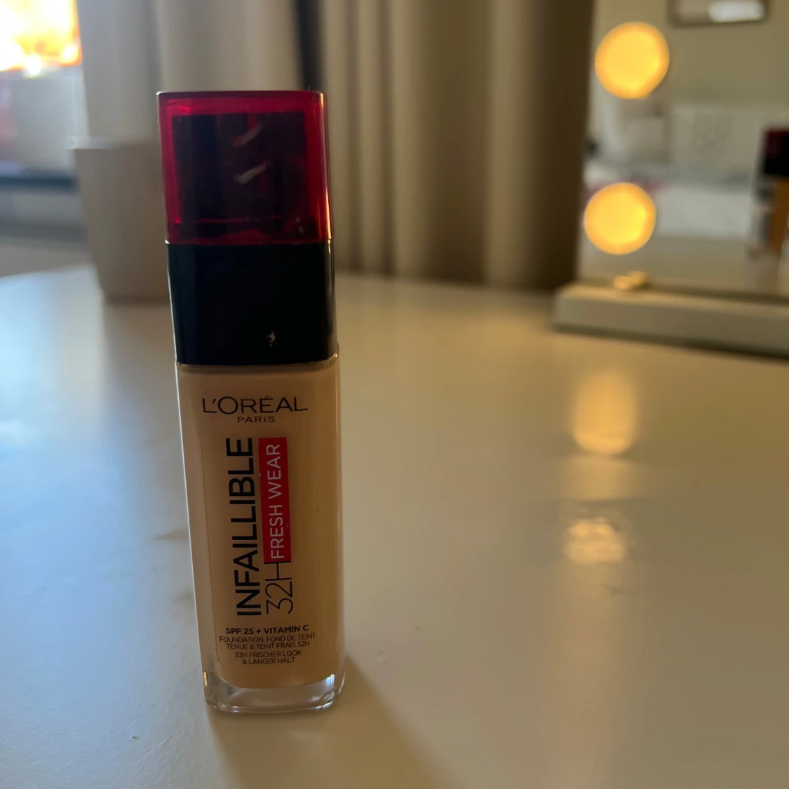 Foundation L'Oréal Infaillible 32H Fresh Wear