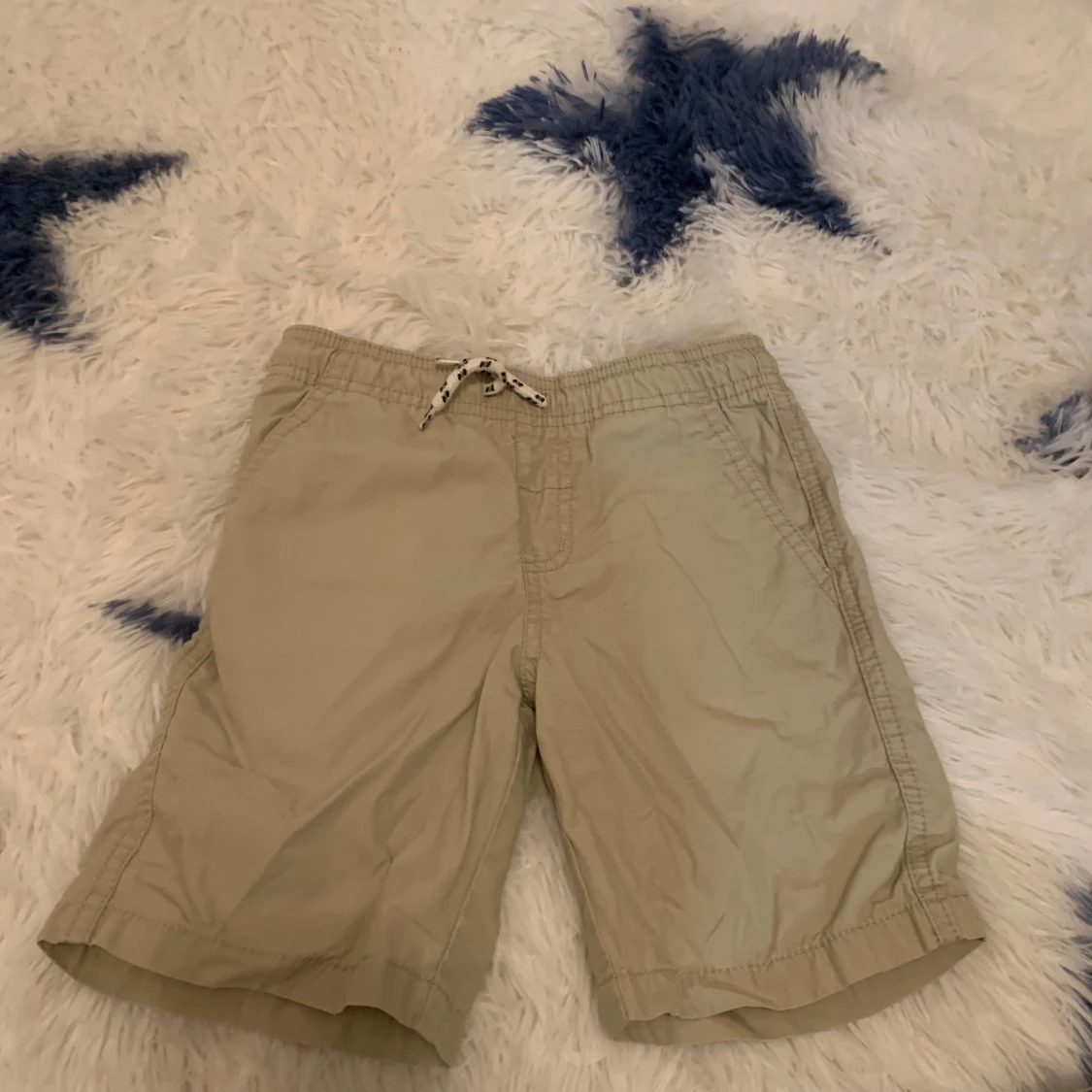 Beige shorts från Crazy 8