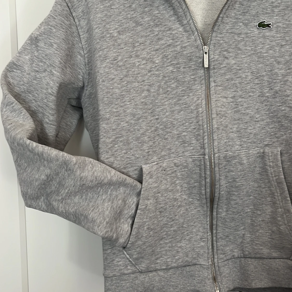 Grå Lacoste hoodie - 2