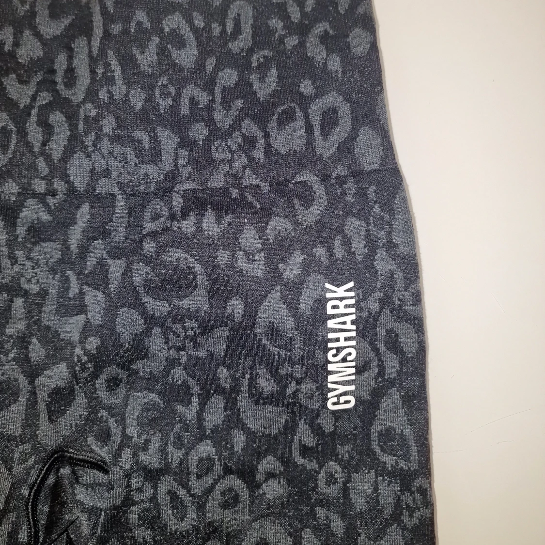 Leopardmönstrade leggings från Gymshark - 3