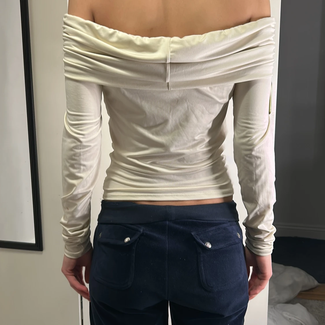 Vit offshoulder topp  - 1