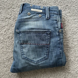 Tramarossa Jeans  - Tramarossa jeans i mycket bra skick | Storlek W30  Nypris cirka 6000kr | Hör av dig vid frågor eller funderingar!