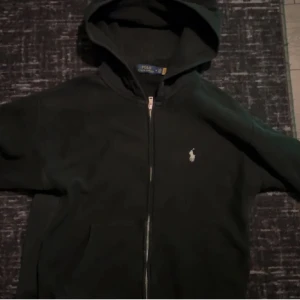 Svart hoodie från Ralph Lauren - trade 