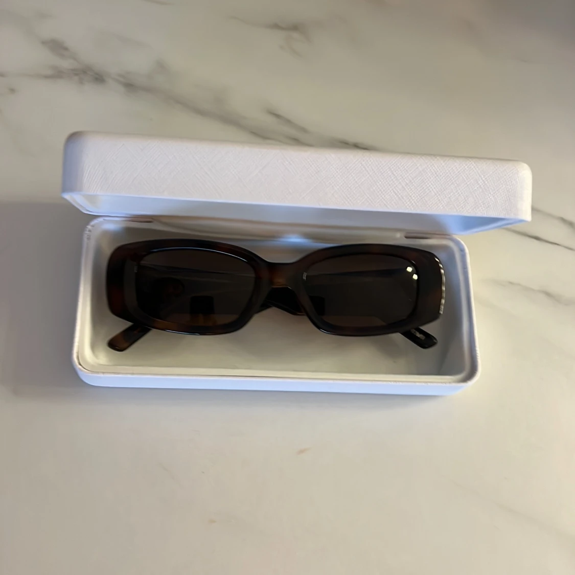 Solglasögon från Chimi