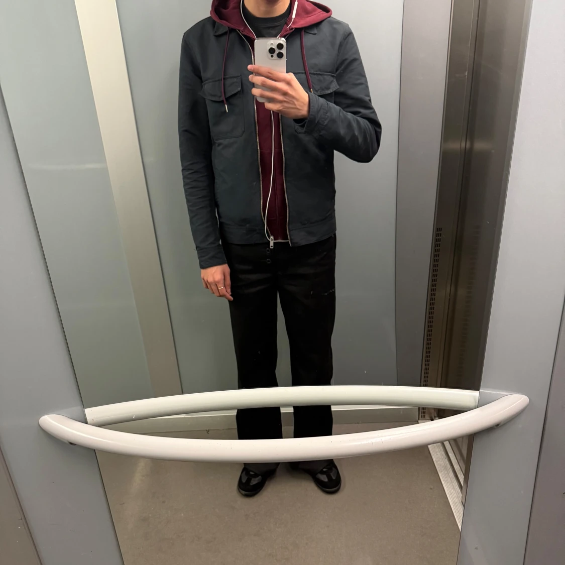 Svart jacka från Elvine