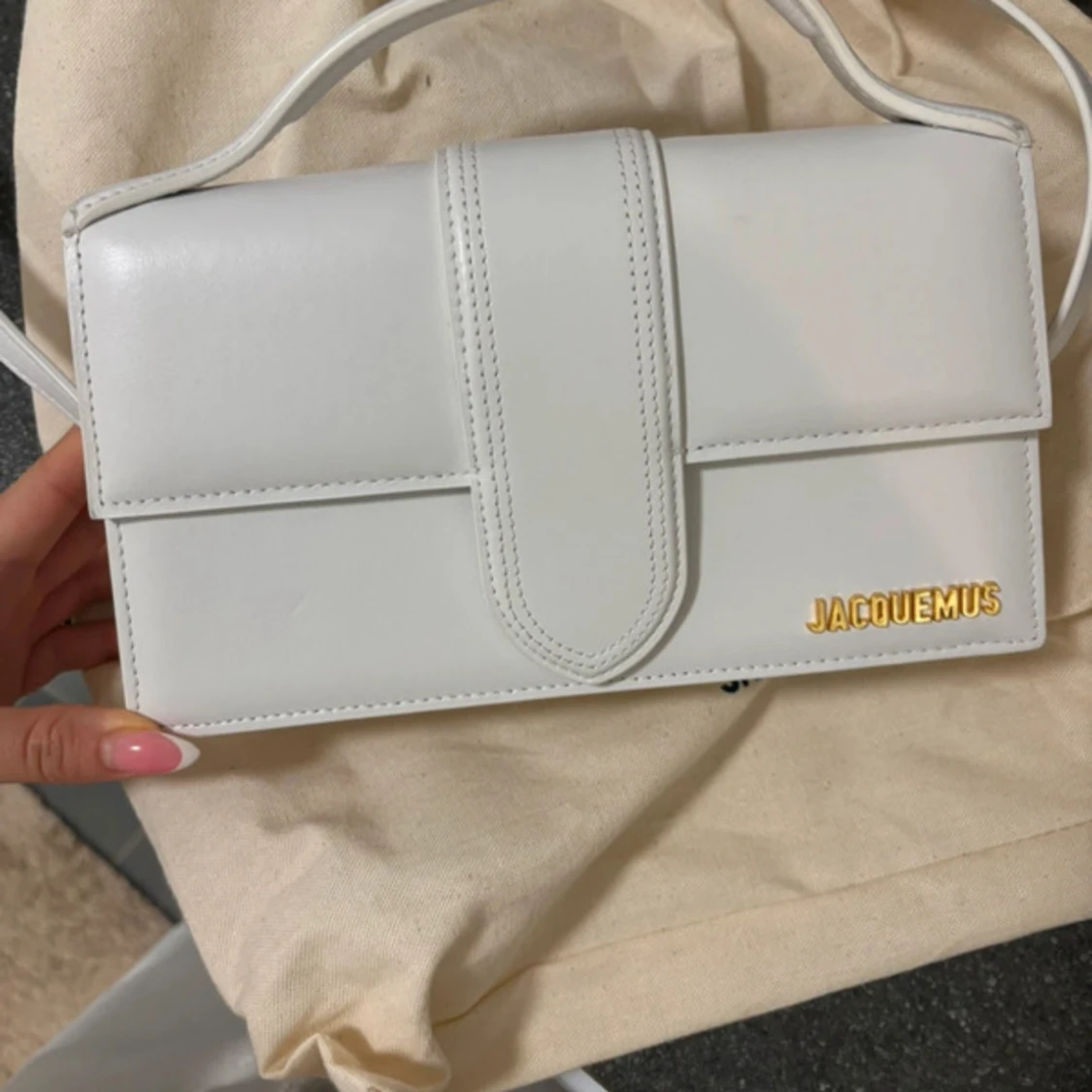 Vit axelväska från Jacquemus - Bambino Large