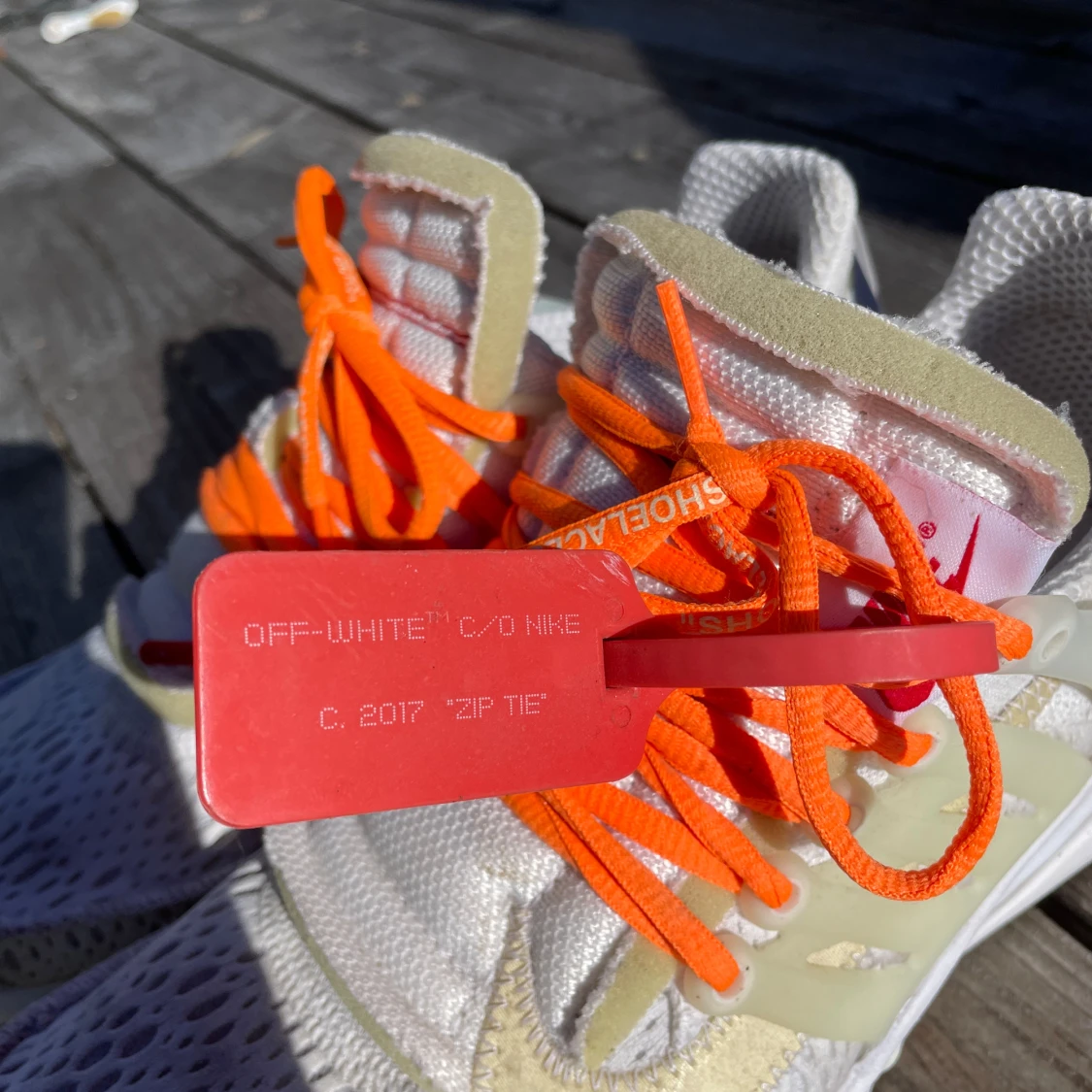 Offwhite Presto white  - 91