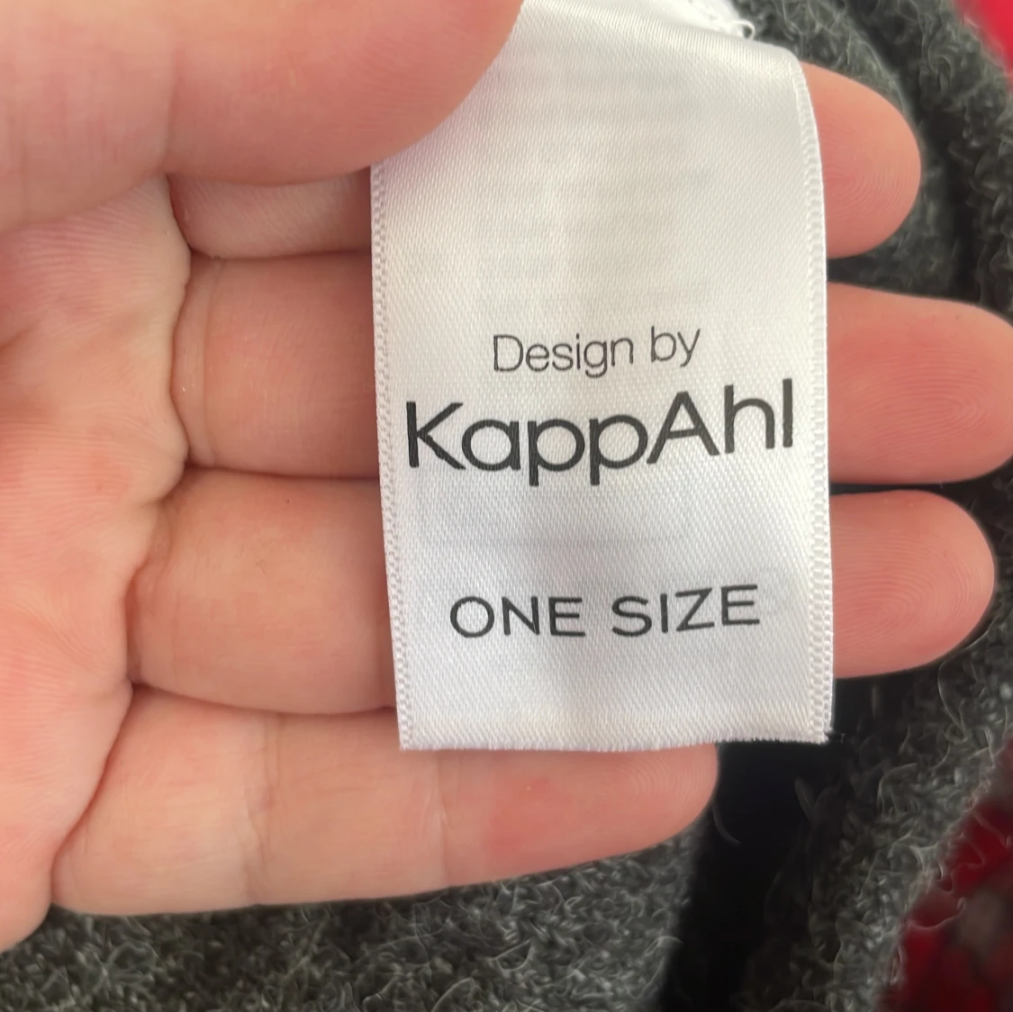 Mörkgrå  mössa - 90