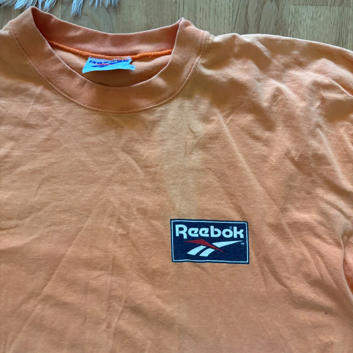Orange t-shirt från Reebok - 90
