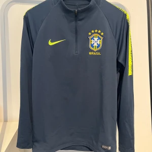 Brasilien Tröja  - Tar även emot byten!