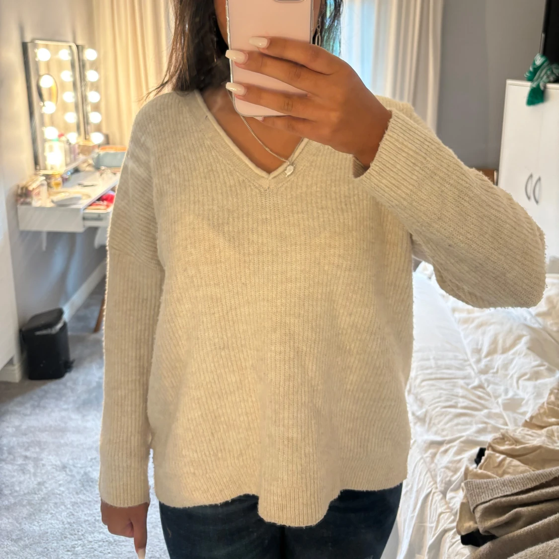 Beige stickad tröja  - 90