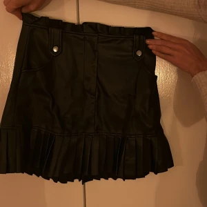 Skinn kjol - Skinn kjol stl S