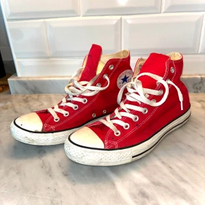 Converse Strl: 44 - Storlek 44 Converse. 