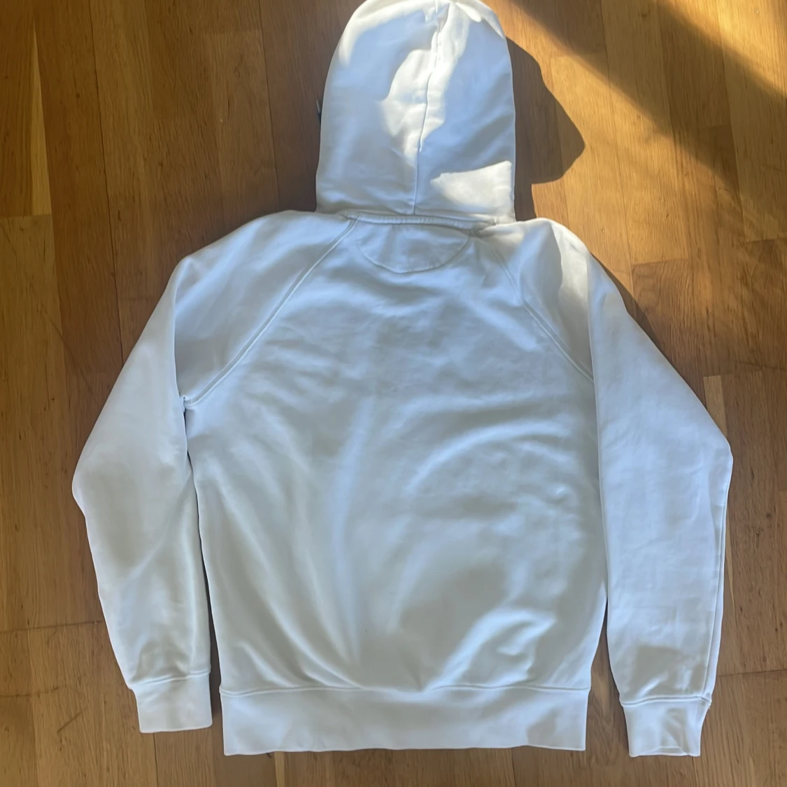 Vit hoodie från GANT - 90