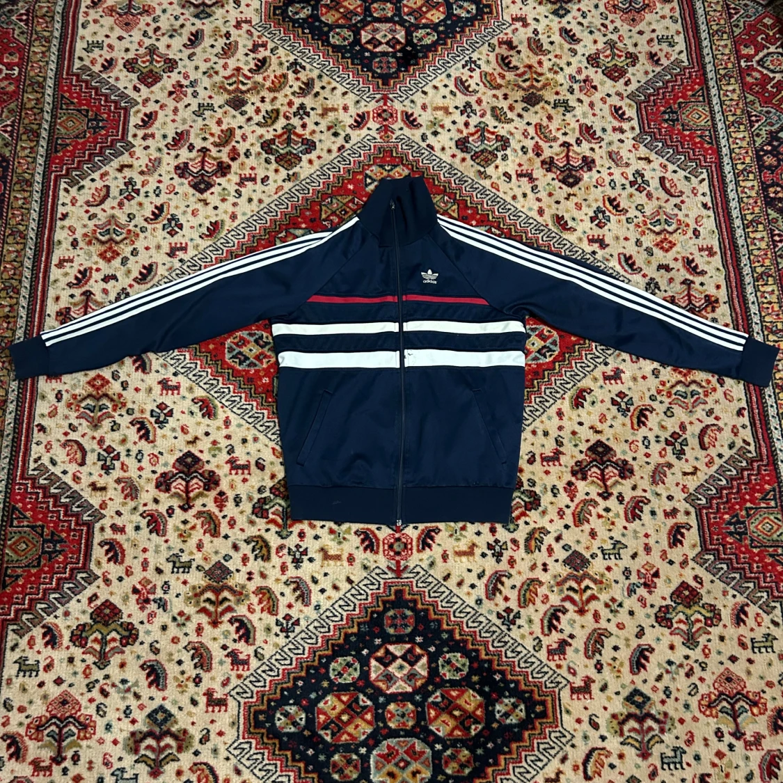 Blå träningsjacka från Adidas