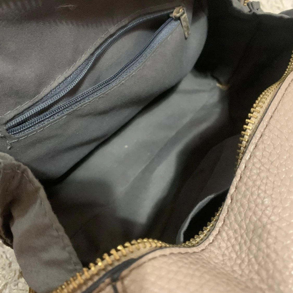 Grå/beige handväska - 92