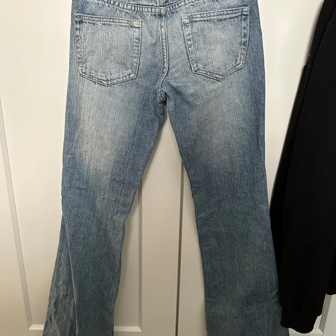 Low waist bootcut blåa jeans - 92