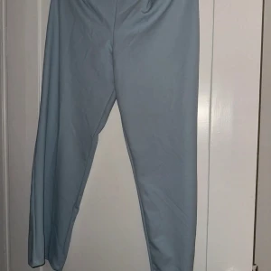 Fina byxor - I använt skick,men mycket kvar att ge