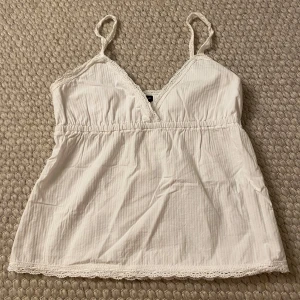 Topp - Gulligt linne 