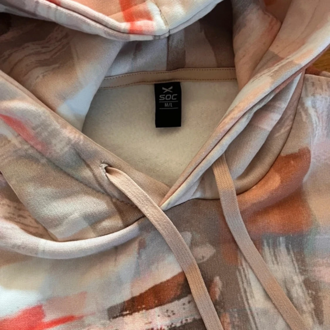 Flerfärgad hoodie från SOC - 90