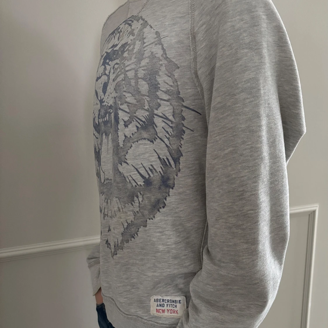 Abercrombie & Fitch sweatshirt - 1