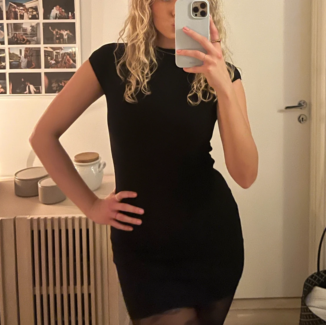 Svart miniklänning, Zara