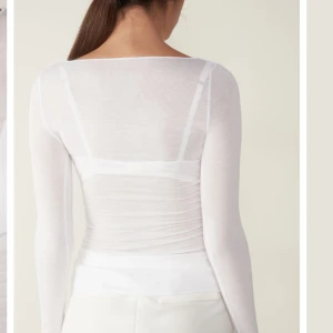 Intimissimi  - Oanvänd intimissimi tröja💗 kommer ej till användning, vill få såld fort 
