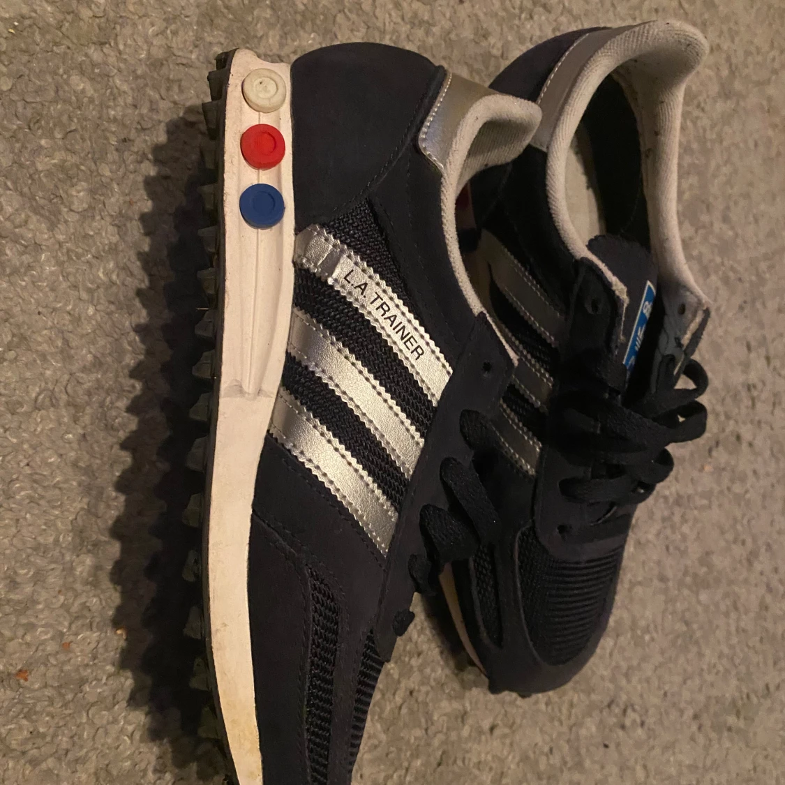 Adidas skor