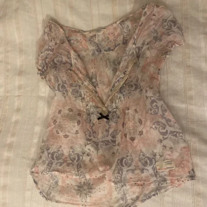 Oddmolly topp - Jättesöt oddmollytopp i storlek M