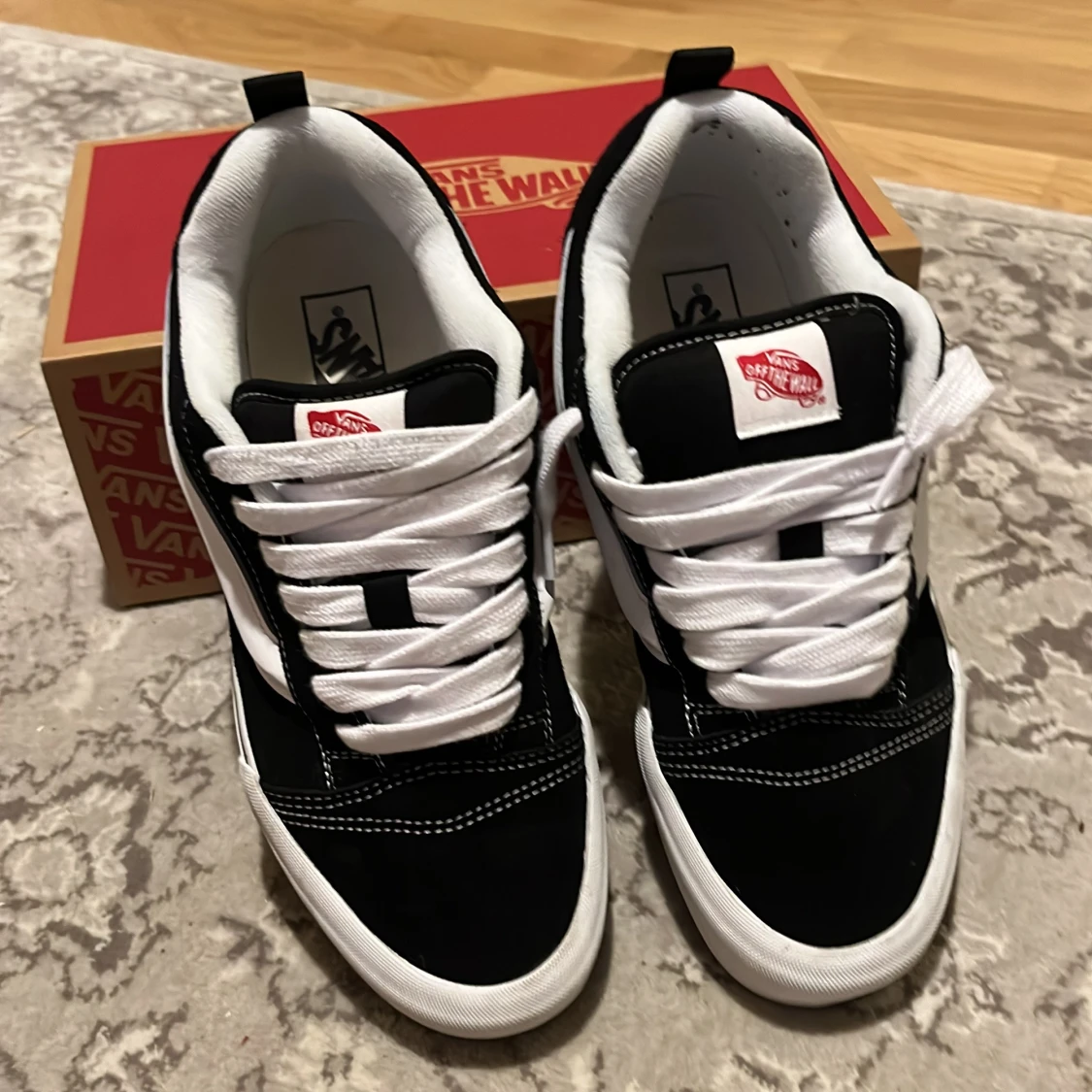 Helt nya vans knu skool - 92