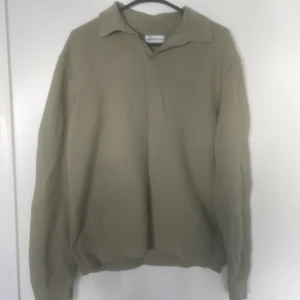 These glory days grön tröja - Grön these glory days köpt på volt. Inga defekter. Storlek M. Köpt för 600. 