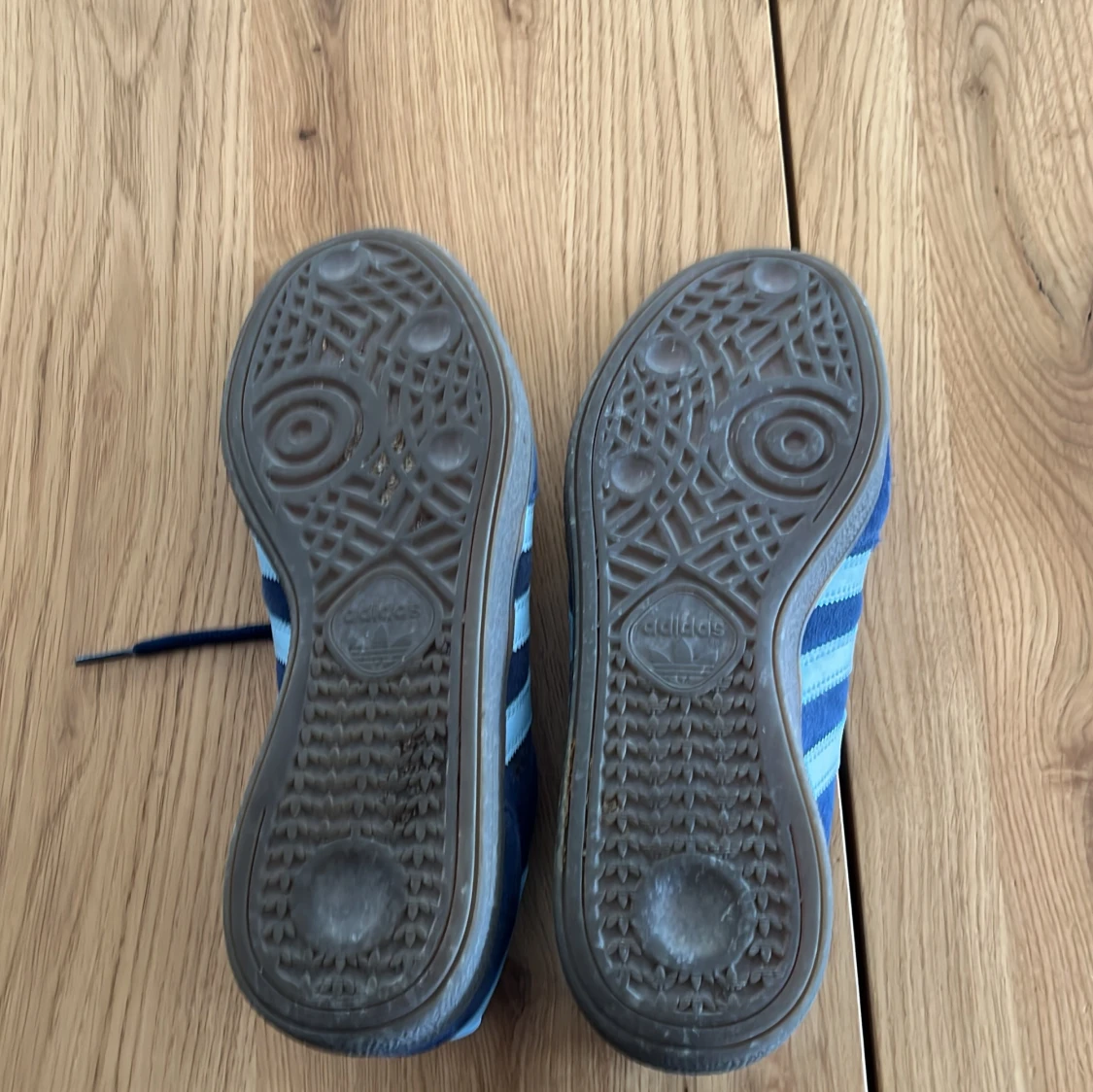 Adidas Spezial strl 42 passar 43 ochså - 92